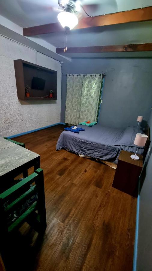 Hostal Henua Roa Hanga Roa Esterno foto