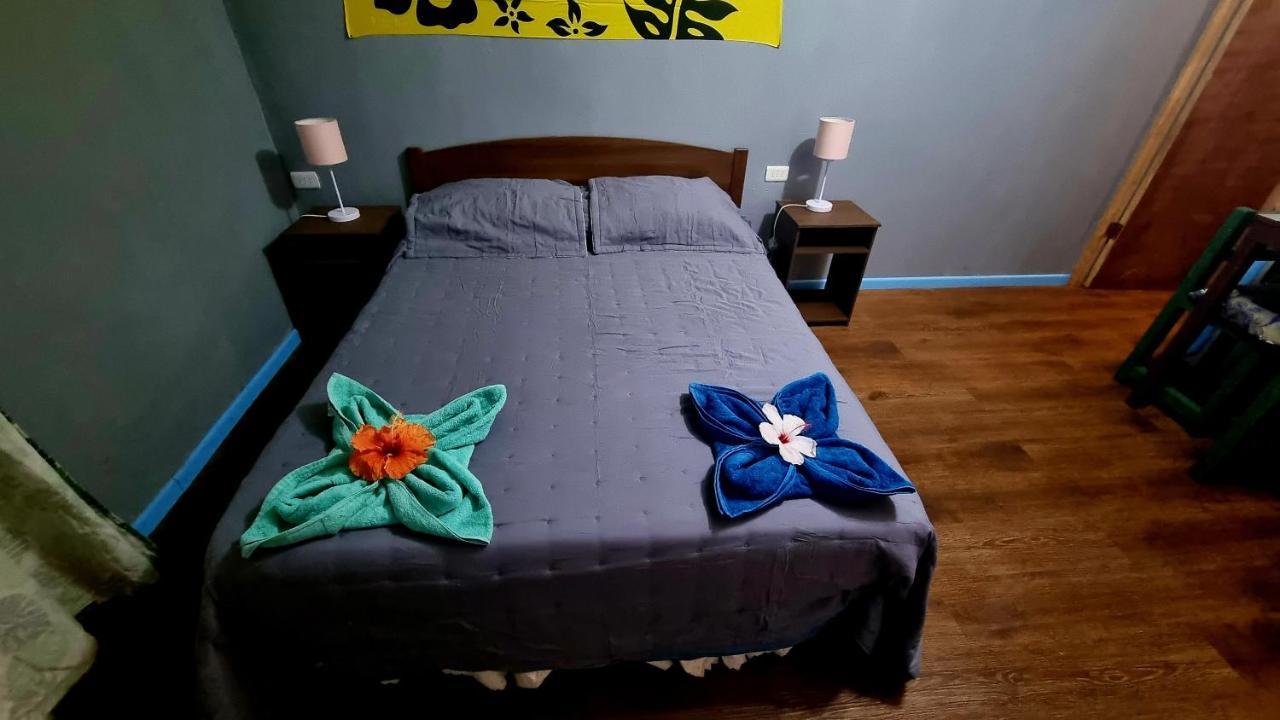 Hostal Henua Roa Hanga Roa Esterno foto